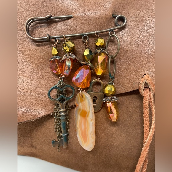 Boho Hand Made Leather and Suede Fringe Crossbody Satchel🖤 - Picture 5 of 16